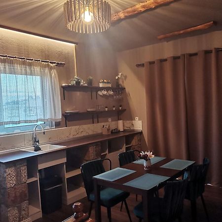 Ataviros Hotel Émbonas Екстериор снимка