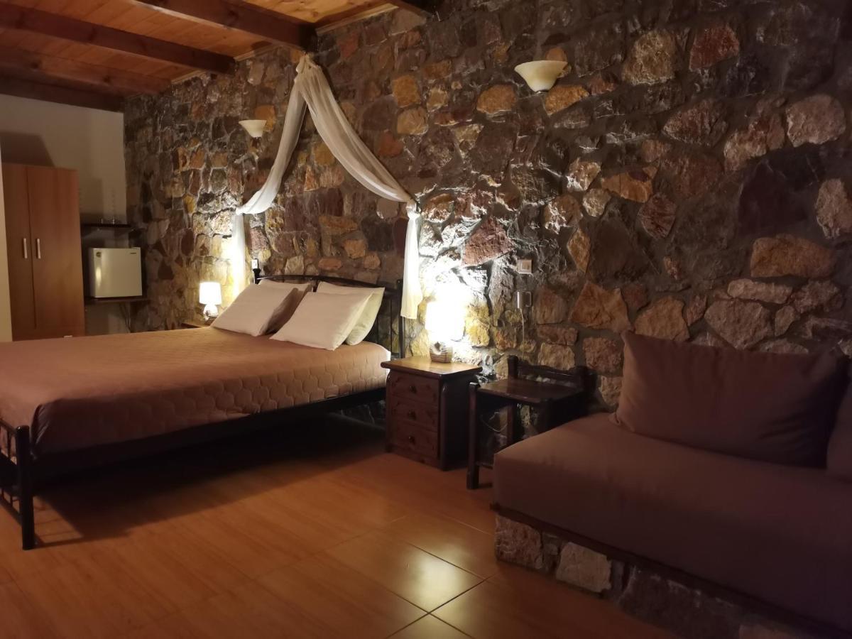 Ataviros Hotel Émbonas Екстериор снимка