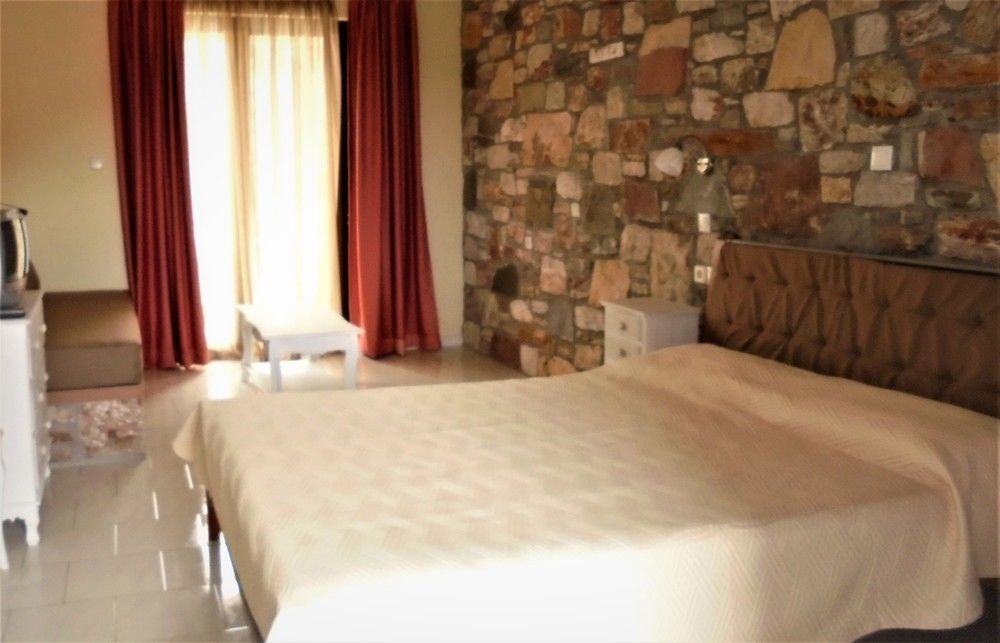 Ataviros Hotel Émbonas Екстериор снимка